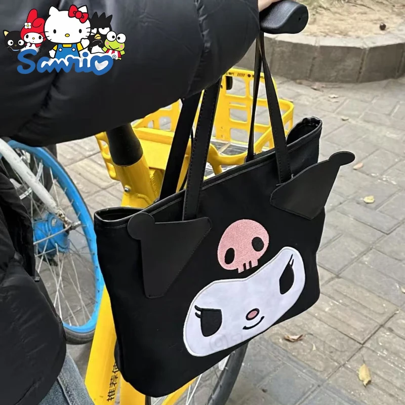  Kuromi Original New Women's Handbag Large Capacity Fashion Embroidery Women's Shoulder Bag 3D Cartoon Cute Women's Bag