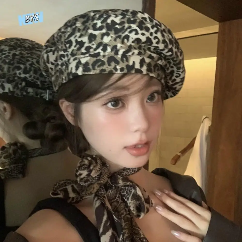 

Fashion Cloud Leopard Print Beret Classic Korean Style Octagonal Cap Y2K Versatile Painter Hat Women