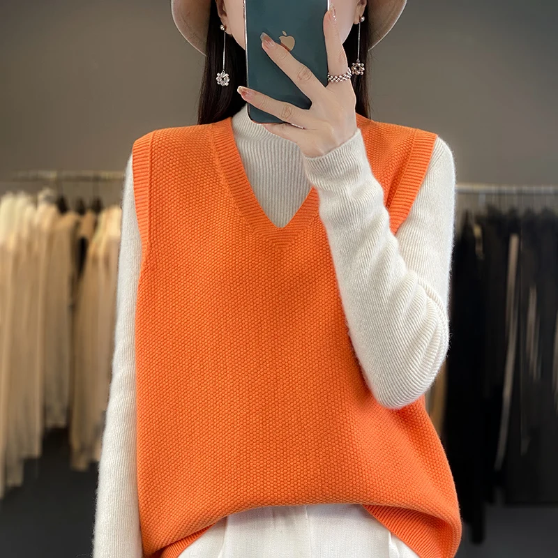 Hot Sale Spring Women\'s Cashmere Sweater Fashion V-neck Sleeveless Wool Knitwear Pullover Soft Comfortable Tank Tops Lady Vest