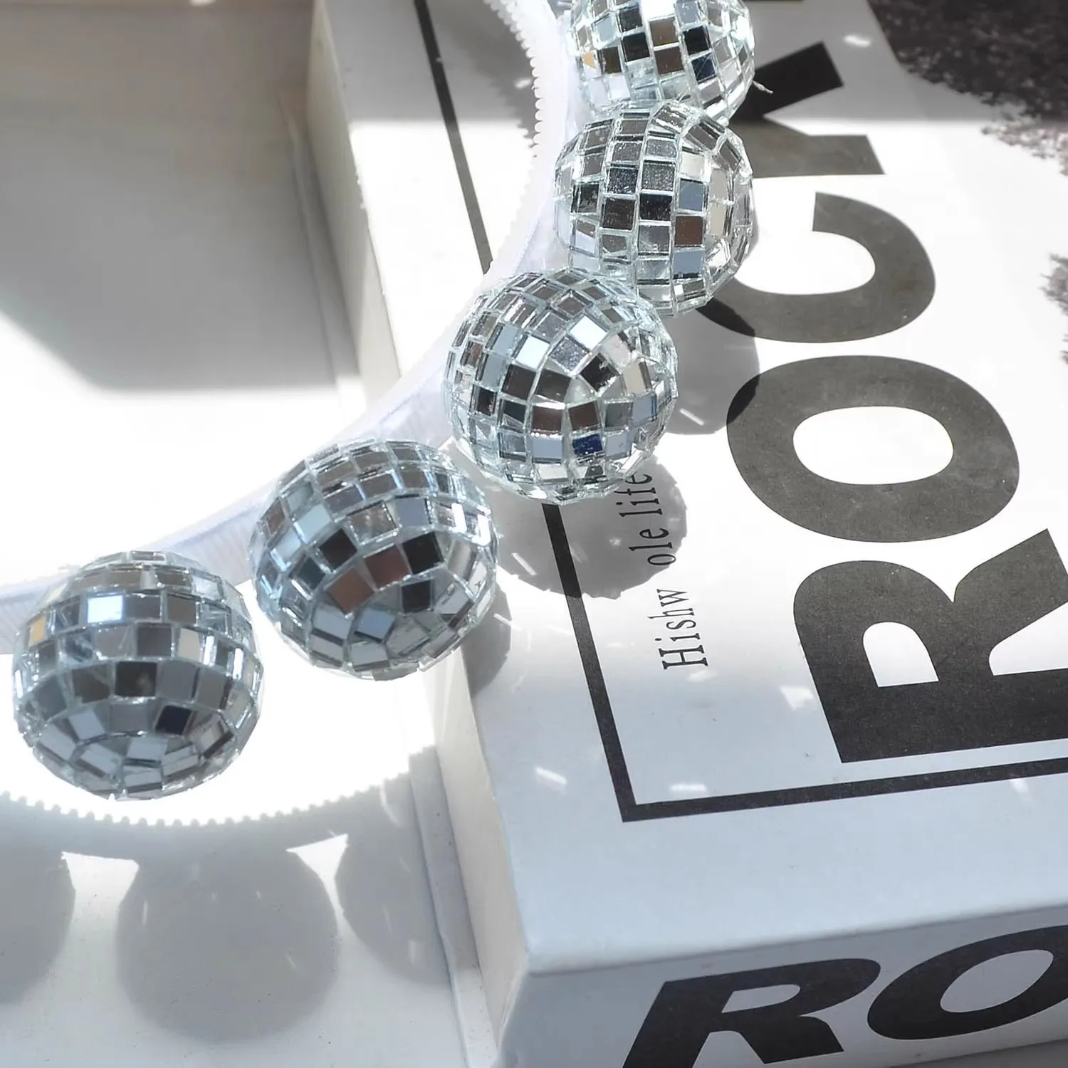 Silver Disco Ball Headband Reusable and Durable Disco Ball Hair Band for Halloween Birthday New Year's Gifts