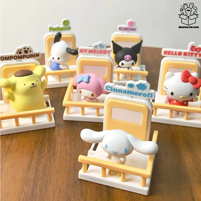 

Серия украшений Sanrio Family Cute Climbing Stairs: 3D магнитная наклейка на холодильник с Hello Kitty, подарок