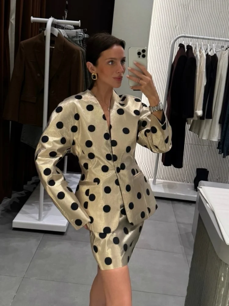 

Элегантная рубашка в горошек, юбка, костюм, женский костюм с длинными пышными рукавами и пуговицами, куртка с v-образным вырезом, мини-юбка, 2026 г., модный весенний шикарный комплект из 2 предметов для женщин