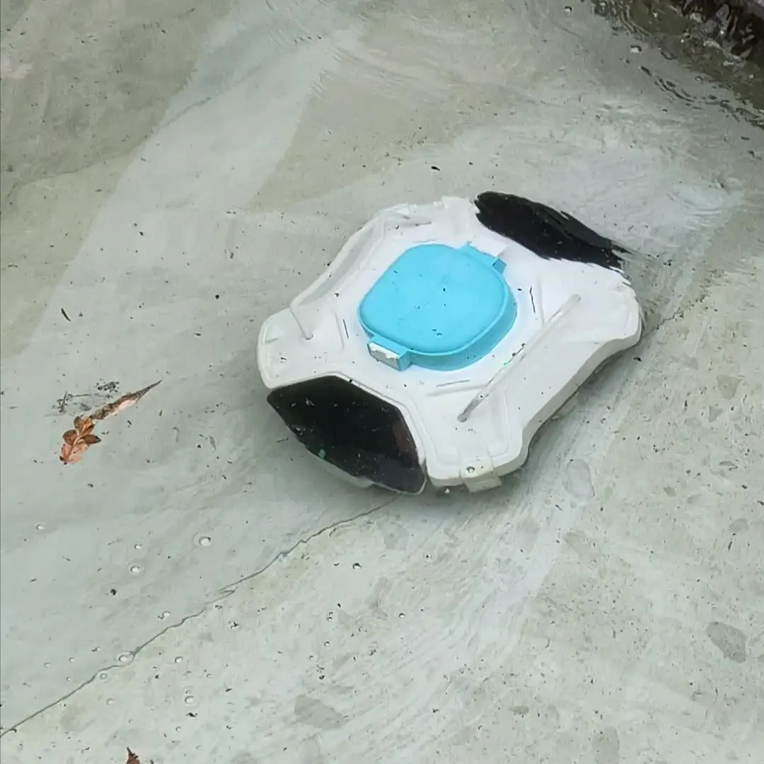 Factory Customization Robot Vacuum Cleaner Swimming Pool Cleaning Automatic Robotic Vacuum