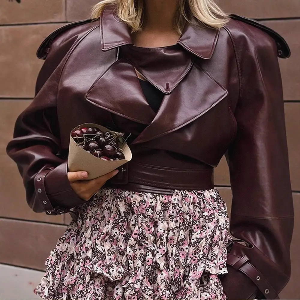 여성용 PU 가죽 재킷 레드 와인 색상 플립 칼라 모터사이클 재킷 조절 가능한 소매 빈티지 스타일 롱 소매 코트