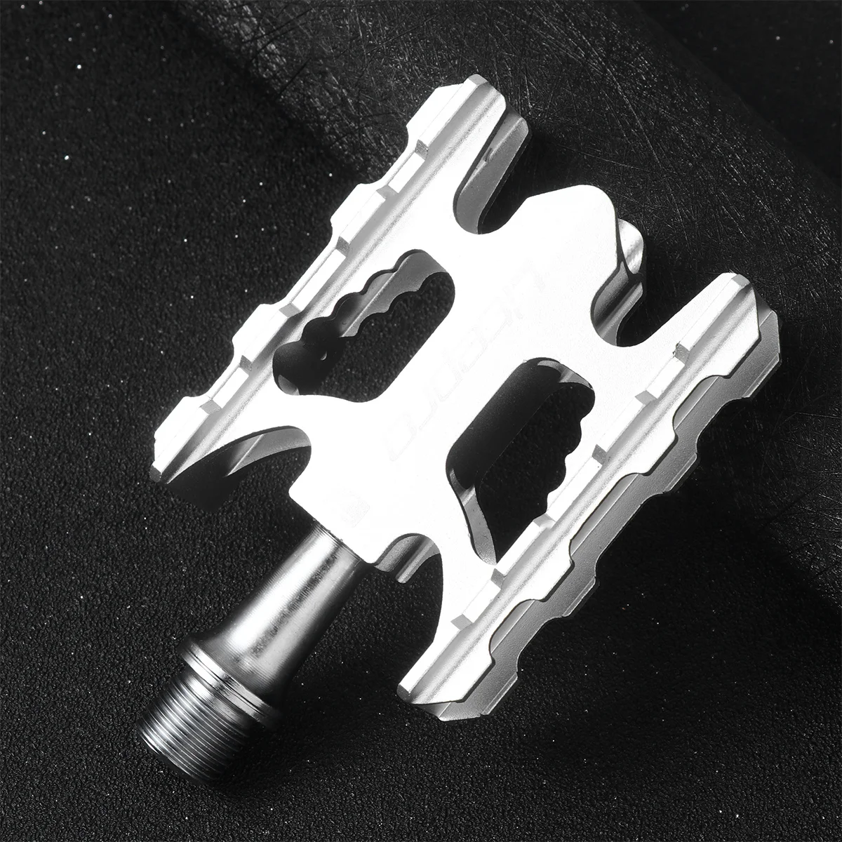 

Lightweight Aluminum Alloy Pedal For Bike Durable Smooth Bearing Compatible With Mountain Road Folding Cross Urban Bike