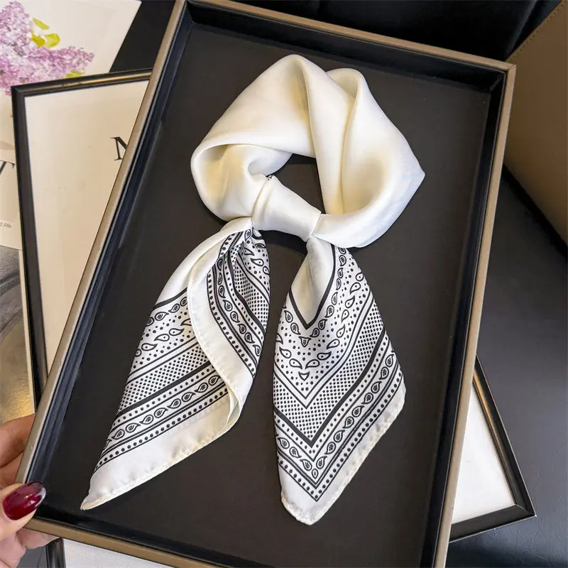New striped retro imitation silk printed scarf, shawl-like square scarf, sun-protective neckerchief, headscarf, and wrap.