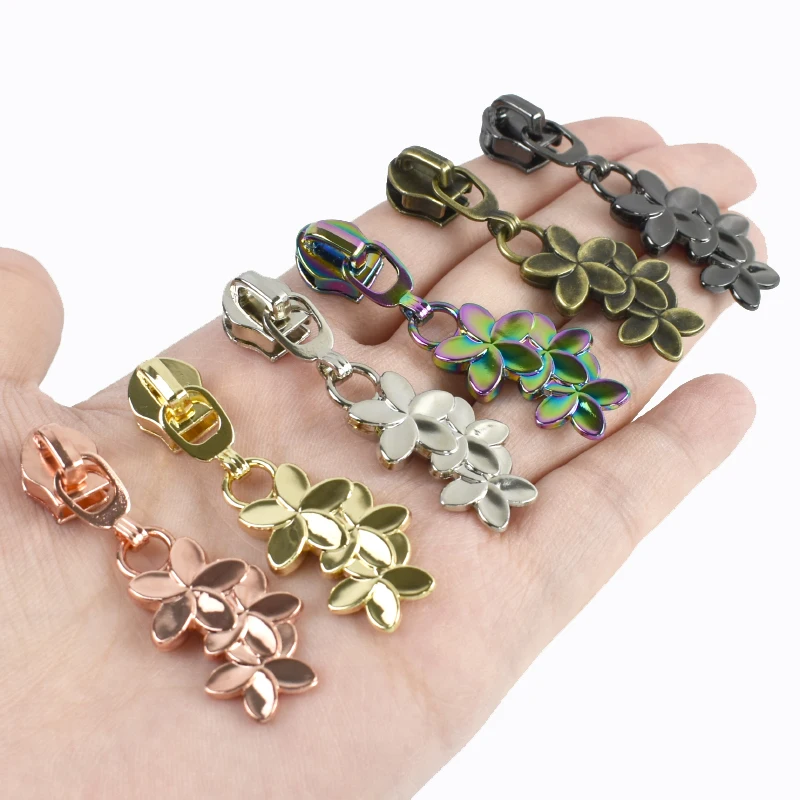 

5/10/20/30/40/50Pcs Zipper Cursor 5# Zippers Slider for Nylon Ziper Tapes Flower Decoration Zip Puller Head Apparel Sew Closure