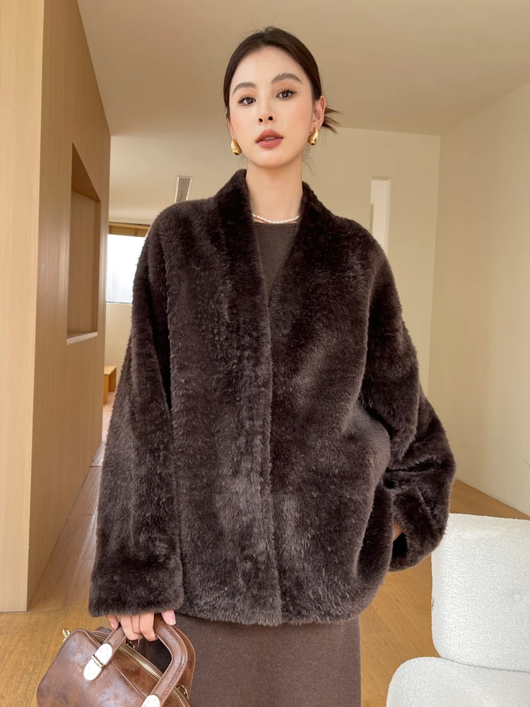 

High-end Luxury Lacon Lamb Fur Shearling Jackets for Women 2026 New Simple V-neck Loose Winter Genuine Leather Real Fur Coat