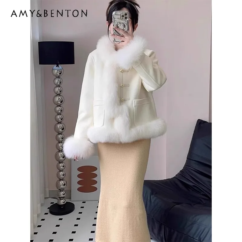 

2025 Winter Korean Style Women's High-End Design White Fur One-Piece Coat Imitation Mink Single-Breasted Short Woolen Coat