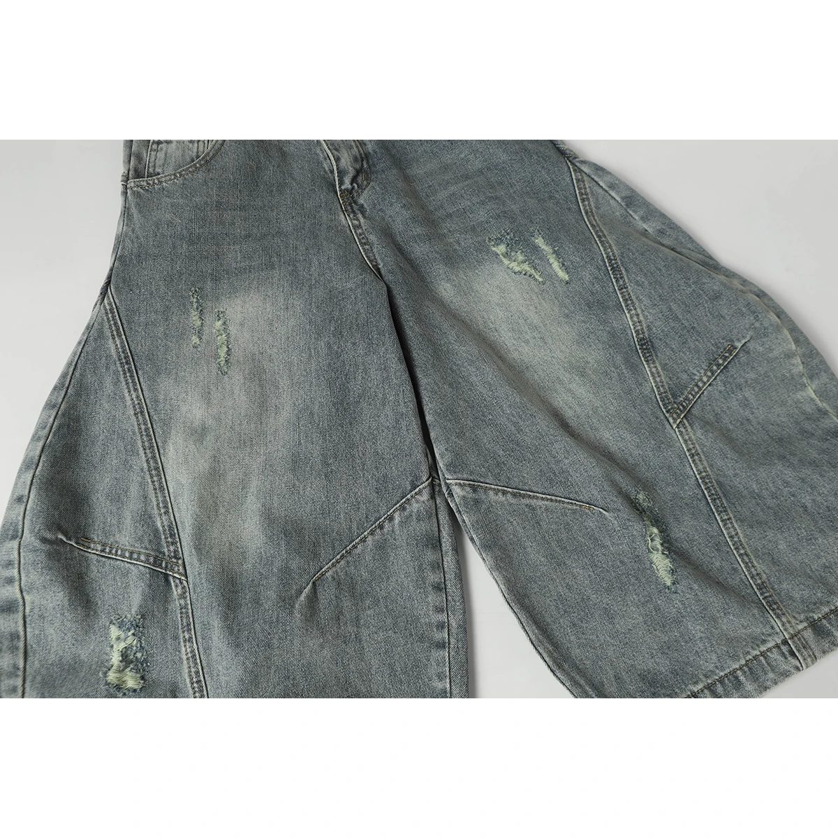 Celana Pendek Denim Harem Pisau Melengkung Dekonstruktif Celana Pendek Jeans Cuci Antik Biru Robek Celana Pendek Jeans Crop Kaki Lebar Longgar Hip Hop