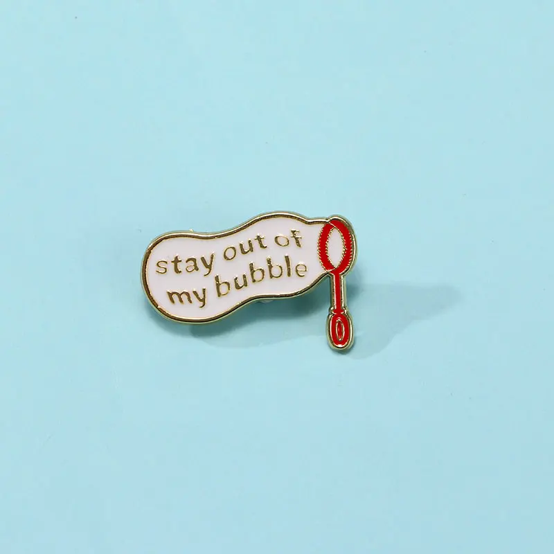 الجدة البقاء خارج بلدي فقاعة المينا دبابيس رسالة دبابيس ذهبية حقيبة الظهر الملابس شارة #4