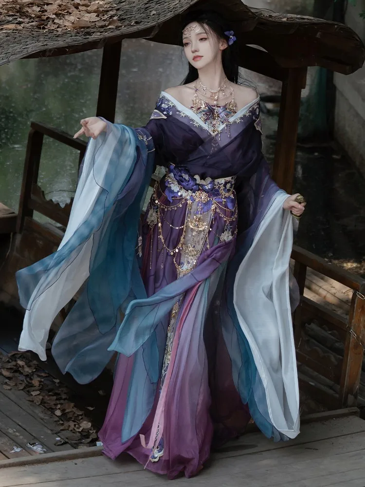 Exotische stijl strapless Han-kleding met gradiëntborduurwerk