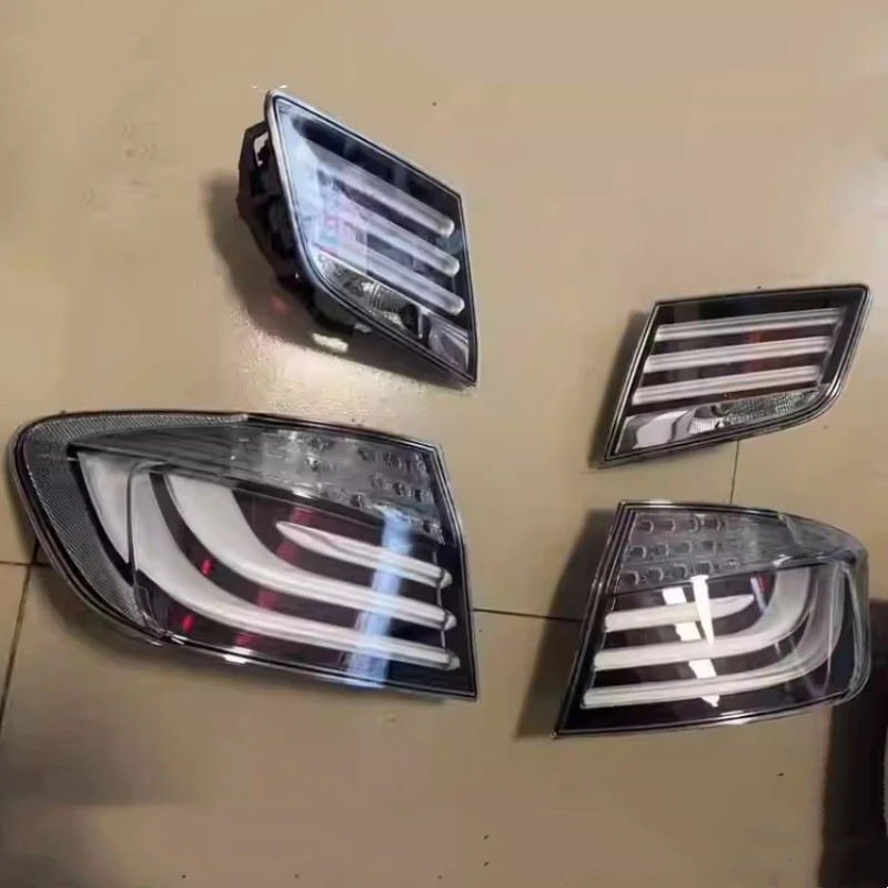 

Transparent Taillight Assembly for BMW 5 Series F10 F18 Upgraded White Rear Lamp Brake Lamp Turn Signal