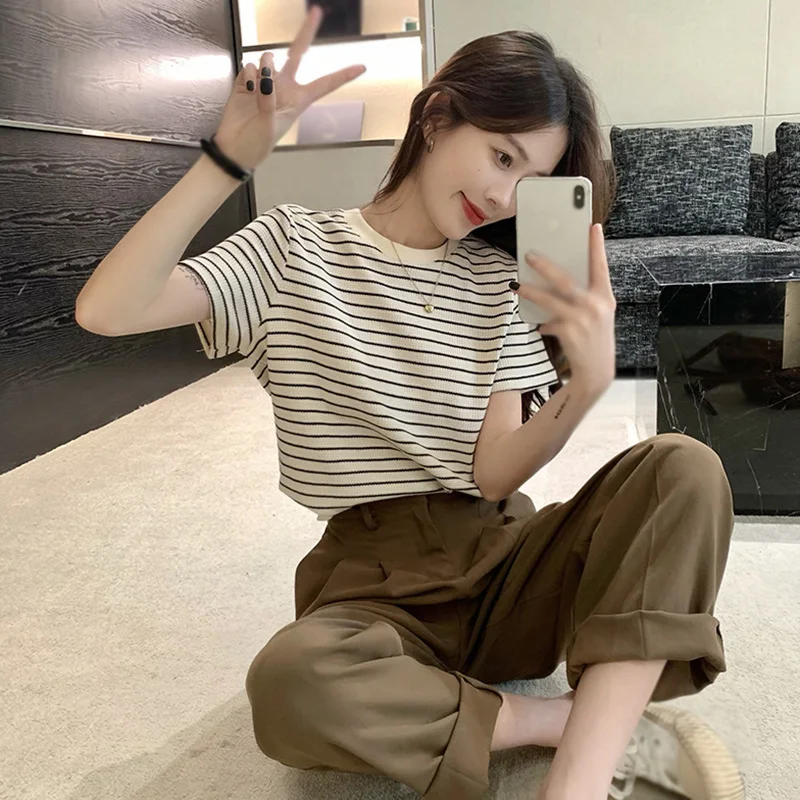 Summer Fashion Korean Edition Retro Summer Round Neck Stripe Loose Casual Student Short Sleeve T-shirt Top Apricot