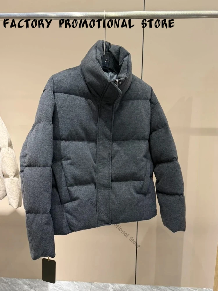 Women’s Winter Puffer Parka Goose Down Outerwear Natural Fur Trim Warm Cold Weather Coat Windproof Insulated for Daily Commuting