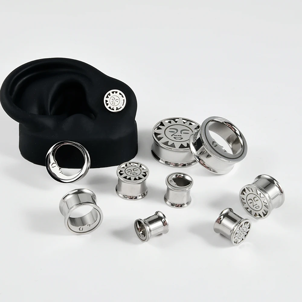 PAIR Steel Sun and Moon Eyelets Ear Gauges Ear Tunnel Plugs Expanders Stainles Steel Round Earrings Plugs Piercing Body Jewelry