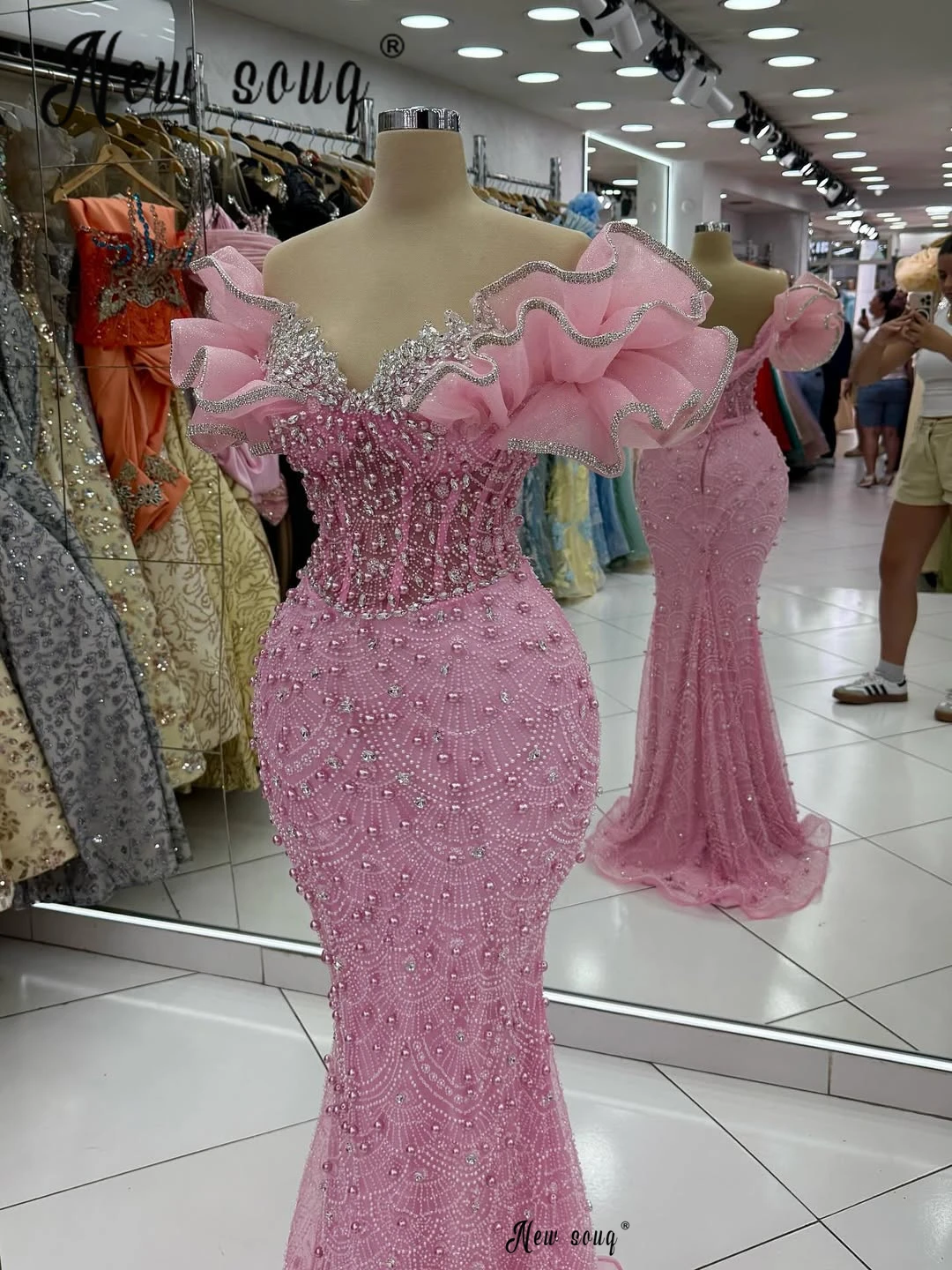 Midi Long Pink Pearls Dress For Wedding Party Customized Ruffles Off Shoulder Prom Dresses Arabic Beaded Wedding Events Gowns