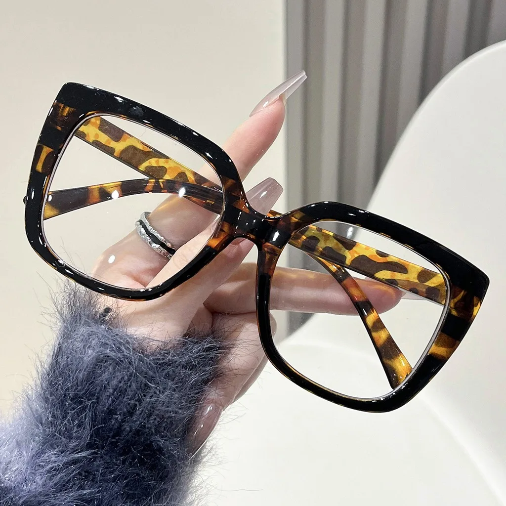 Aesthetic Cat Eye Glasses Frame Women Large Retro Square Sunglasses Clear Lens Zero Power for Women Accessories Eyewear