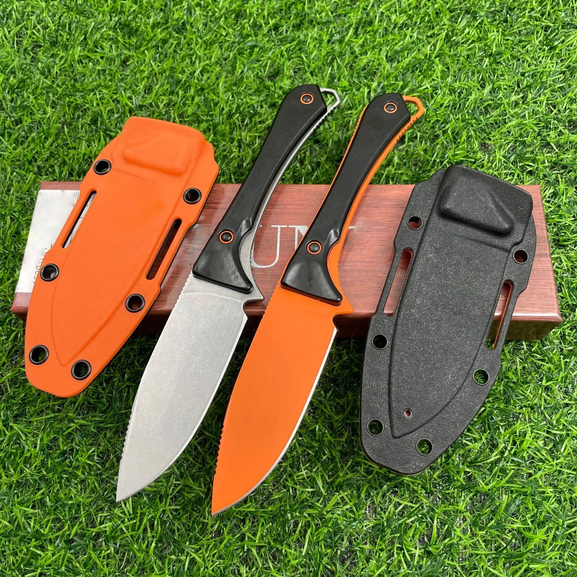 

Full Tang BM 15201 Altitude Drop Point Fixed Blade Knife D2 Steel Hunt Tactical Military Self Defense Pocket Knives with Sheath