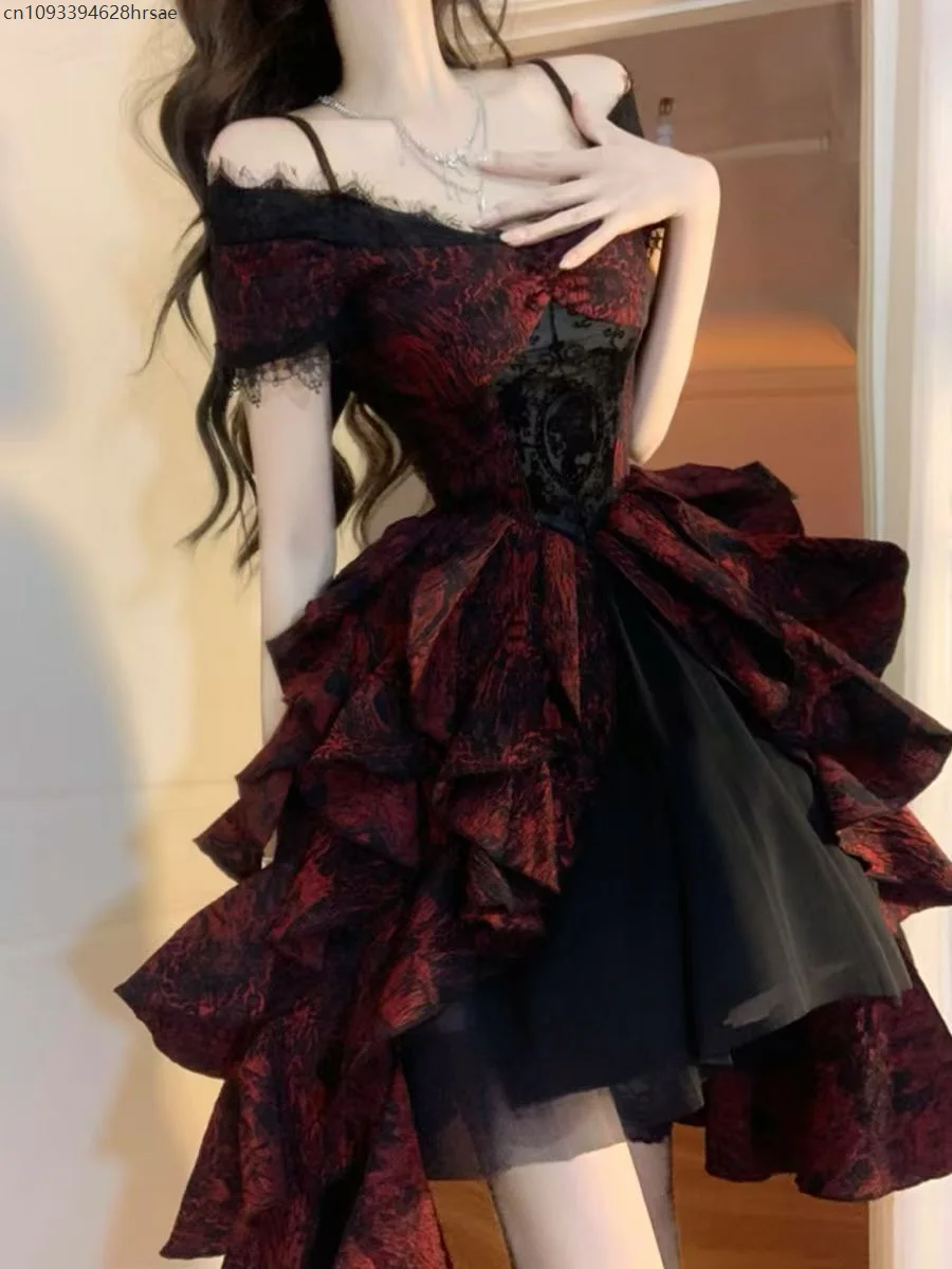 Spring Summer New Heavy Light Luxury Off-shoulder Cosplay Fluffy Princess Dress Gothic Lolita Black and Red Jacquard Wave Dress
