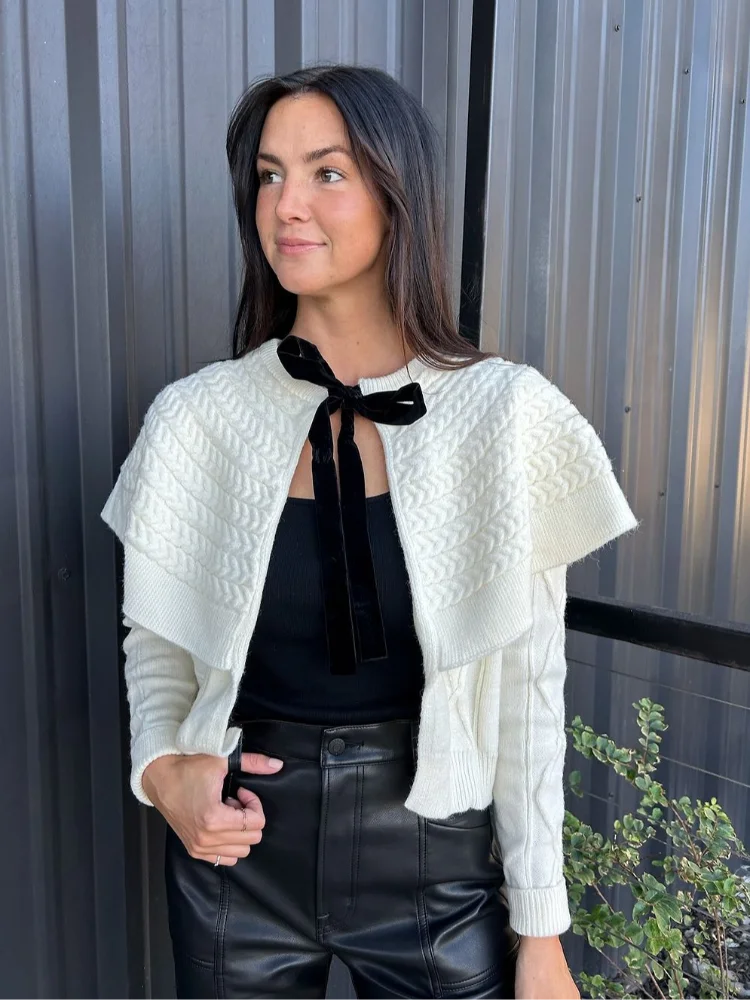 

Elegant Contrast Cable Knit Cape Cardigan Women Casual Lace Up Full Sleeve Slim Short Cardigans Lady High Street Chic Knitwear