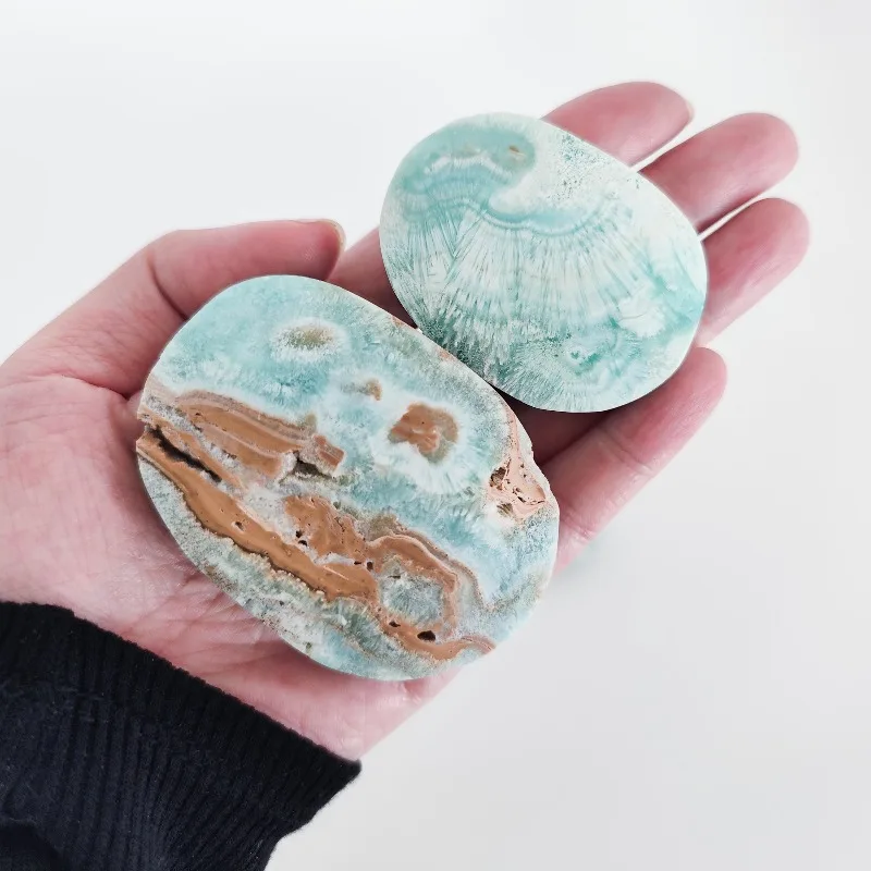 Natural Hemimorphite Crystal Stone Pocket Gemstone for Christmas Birthday Stone Crystals for Home Rock Collections