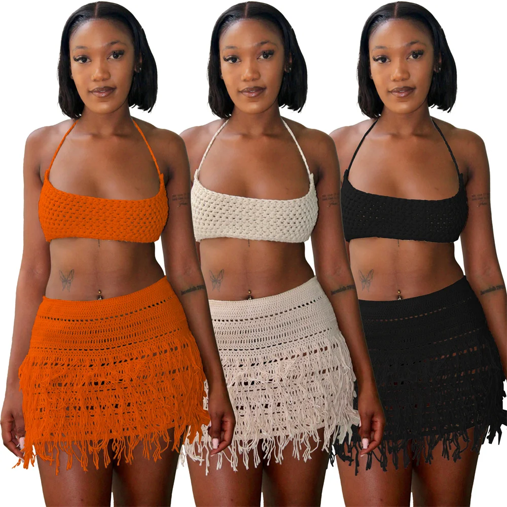 Sexy summer crochet knitted hollow out two pieces skirt set with knit halter top and tassel mini knit skirt