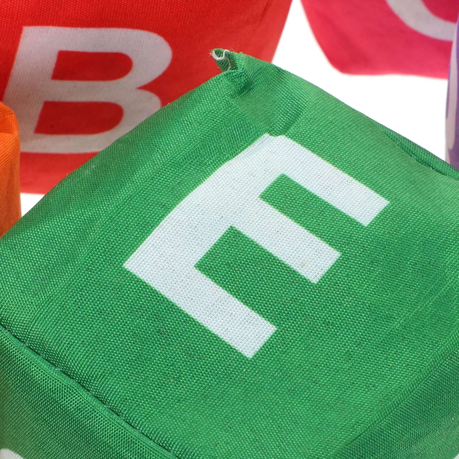 20Pcs Alphabet Bean Bags for Kids Toss Game Throwing Game Outdoor Indoor Party Carnival Halloween Christmas Classroom Activity