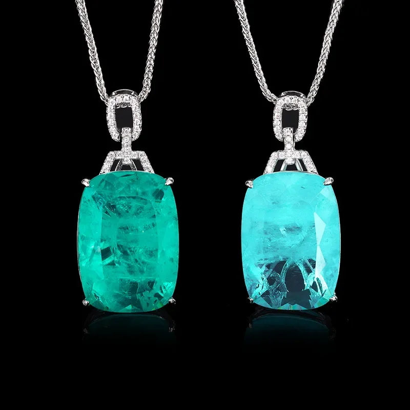 2024 New Copper Bottom Gold Plated European and American Simulated Emerald Square Diamond Pendant Necklace 20 * 28