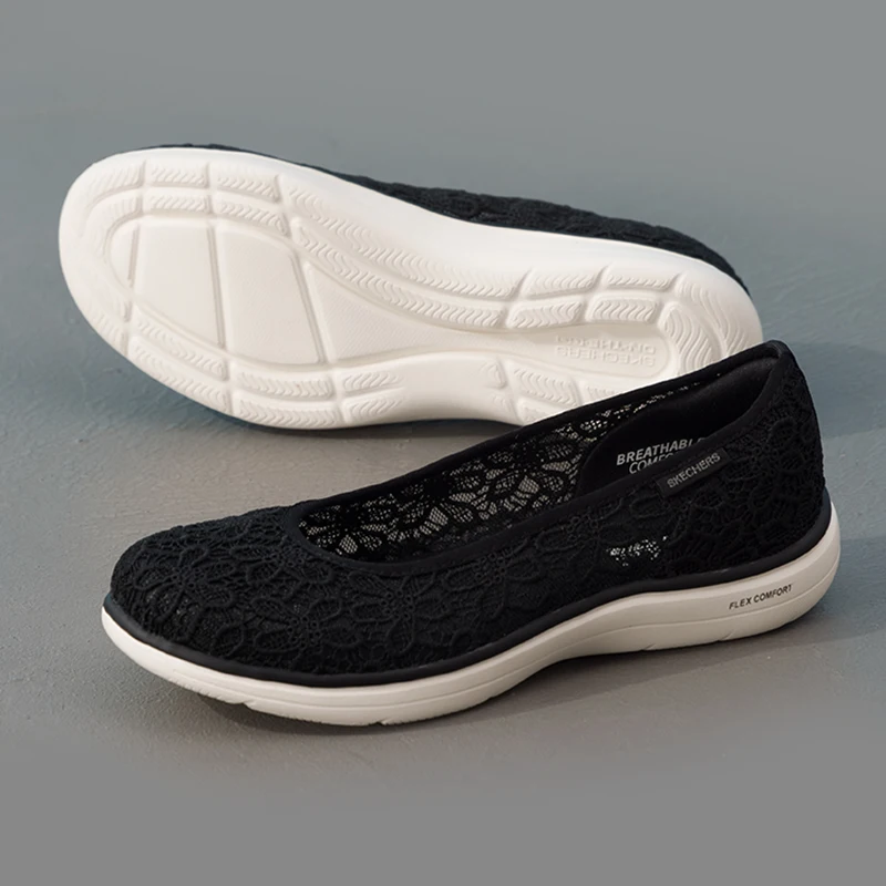 

Skechers Women's Sports Shoes for Outdoor Activities, Walking, Exercise, Shallow Mouth Casual Shoes, Comfortable and Breathable Casual Shoes 138448-Bkw