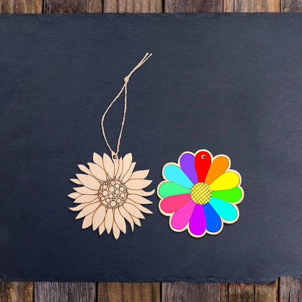

40pcs Wooden Flowers for Crafts Unfinished Wood Cutouts DIY Decorations Smooth Edges Kids Sunflower Fall Thanksgiving Adornments