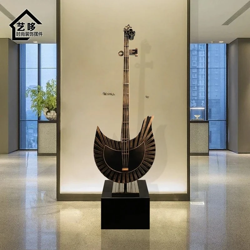 

Large Classical Guitar Musical Instrument Floor Sculpture Hotel Hall Decoration Soft Decoration Metal Ornaments