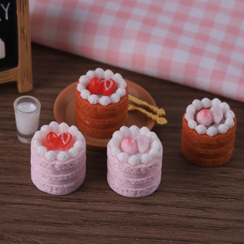 3pcs Mini Strawberry Cream Cake Resin 3-Layer Miniature Dollhouse Simulation Food Pendants DIY Home Decor Decoration Crafts