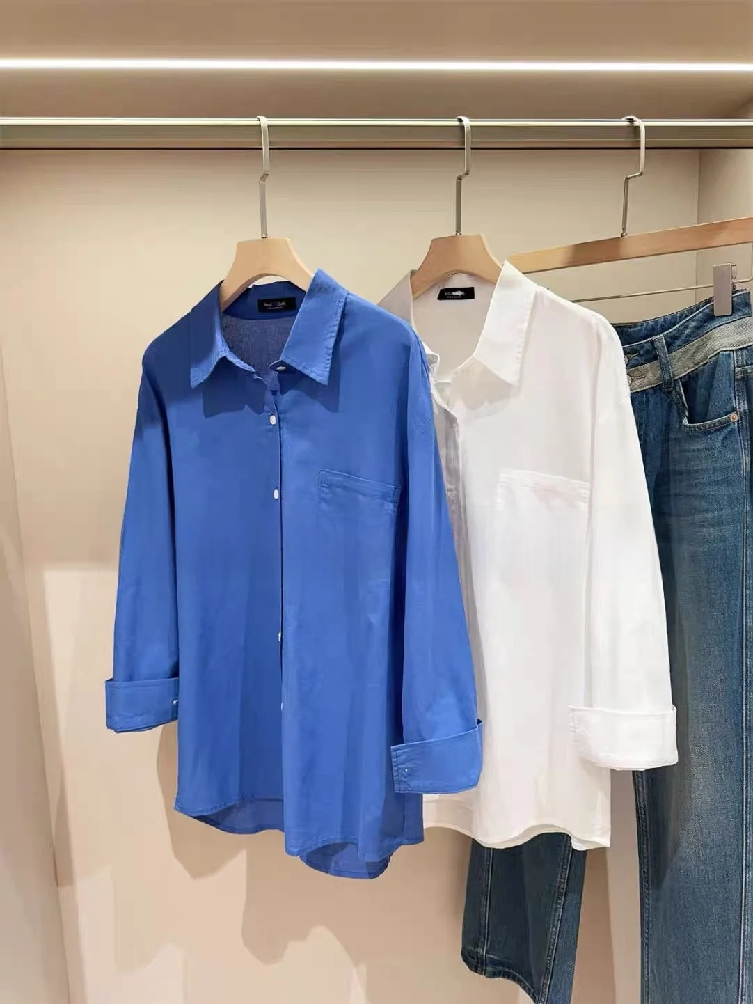 

Elegant Minimalist Cotton Linen Blend Long Sleeve Shirt Women's Top Blue Turn-down Collar Single Button Casual Fashion
