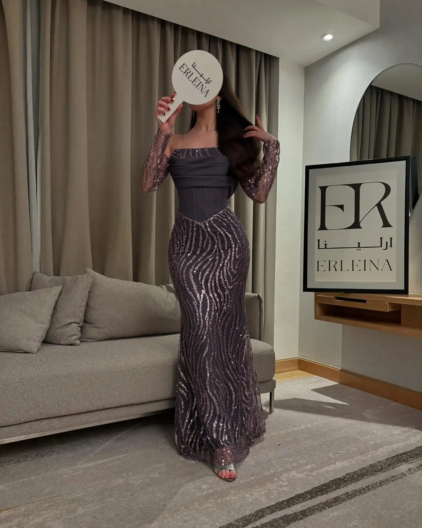 Mila gris clair violet épaules dénudées robes de bal paillettes vague maille manches longues coupe ajustée sirène personnalisé soirée formelle 2025