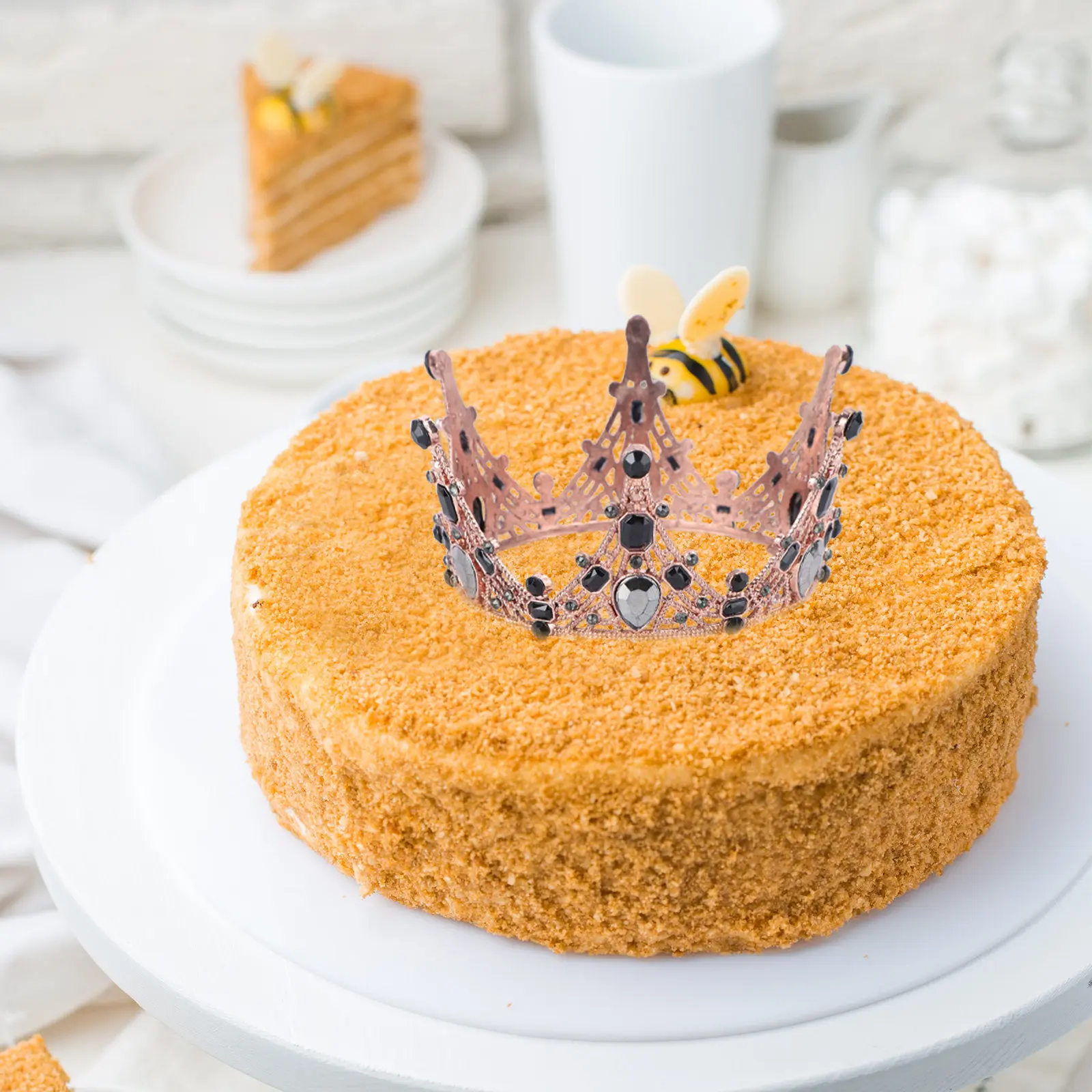 

Elegant Black Gold Cake Crown Topper Premium Metal Royal Wedding Birthday Cake Decoration Crown Ornament for Bridal Baby Shower