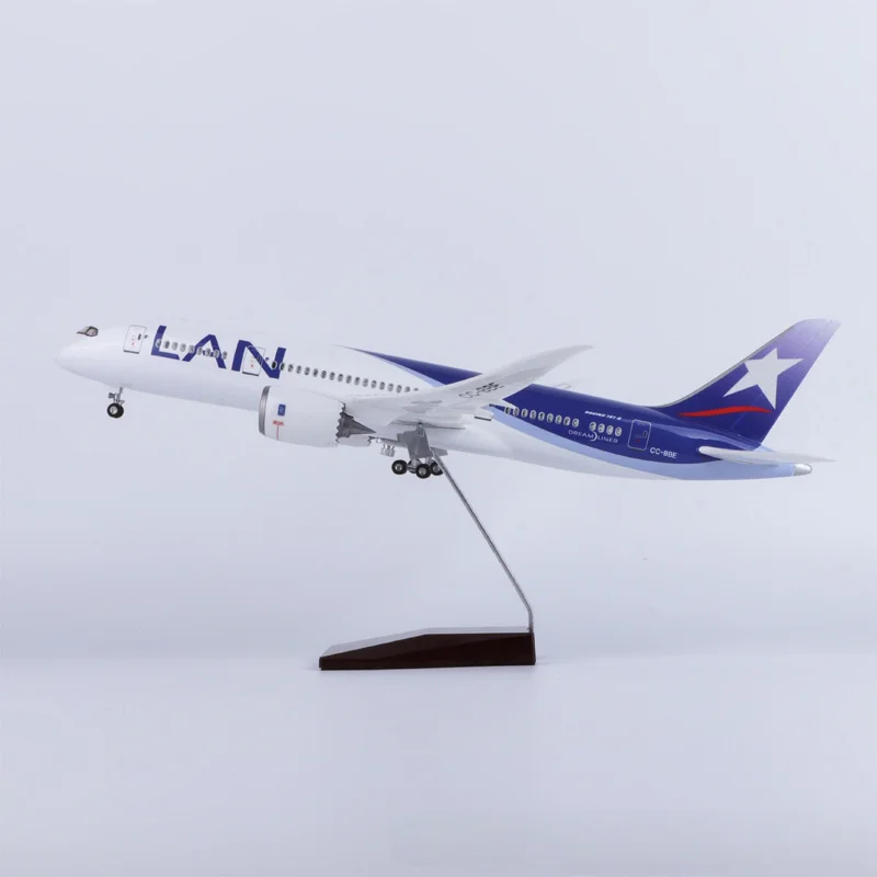 43cm Chile LAN B787 Resin Aircraft Model 1/130 Scale Diecast Model Airplane Kit with Stand Aviation Souvenir Gift or Collection