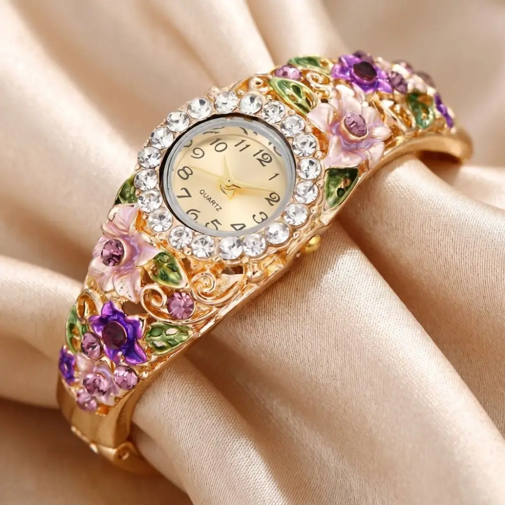 

Rich In Flowers Vintage Watch Round Dial Rhinestone Bracelet Ladies Wristwatch Crystal Jewelry Versatile Design Bracelet Watch