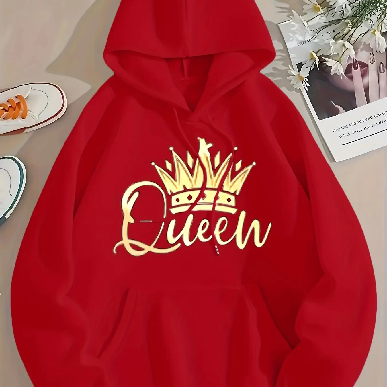 

Fall/Winter 2024 Hot Sale Queen Printed Drawstring Hoodie Casual Long Sleeve Kangaroo Pocket Hoodie for Women Pure Cotton Hoodie