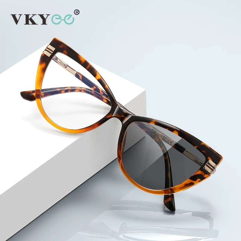 VKYEE New Fashion Personalized Cat's Eye Design Women's Anti-Blue Light Reading Glasses Photochromic Customizable Prescription