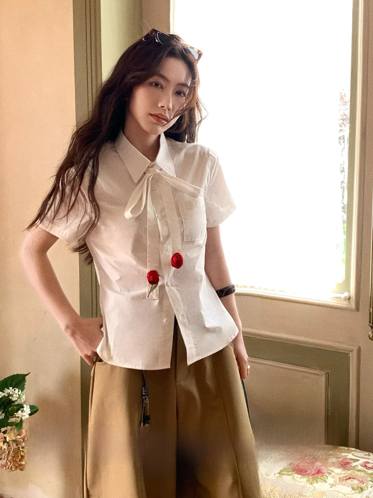 

New Arrival Pure Cotton Slim Fit White Shirt Rose Series Belted Shoulder French Style Women's Premium Fashion Summer Shirt