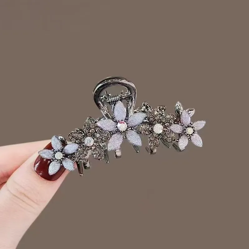Feenhafte Strass-Schmetterlings-Haarspange, hochwertige Damen-Haarspange für den Hinterkopf, halbgebundener Haargriff, mittelgroßer Haarschmuck im koreanischen Stil – Detail 8