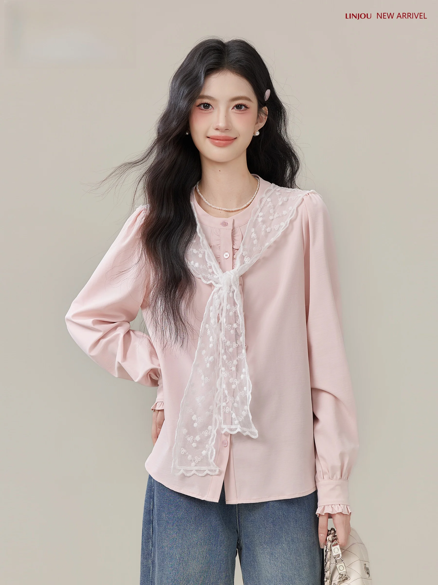 

Розовая полосатая женская рубашка с V-образным вырезом, новинка весенней коллекции, маленький размер, милый стиль, стандартный рукав, полиэстер, качество класса А