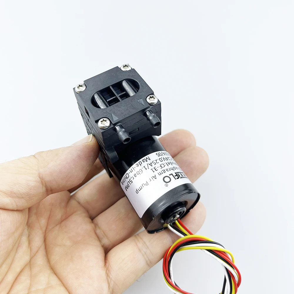 

Высокопроизводительный бесщеточный DC12V/24V CF31GE мини-диафрагменный воздушный вакуумный насос OEM с поддержкой электропитания медицинское лабораторное оборудование