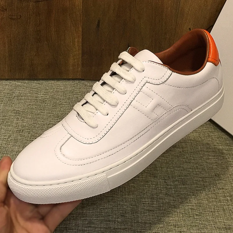 

Новые мужские кроссовки из натуральной кожи 2026 года, повседневные кроссовки на шнуровке Briti Sle, летние универсальные модные брендовые мужские дышащие кроссовки.