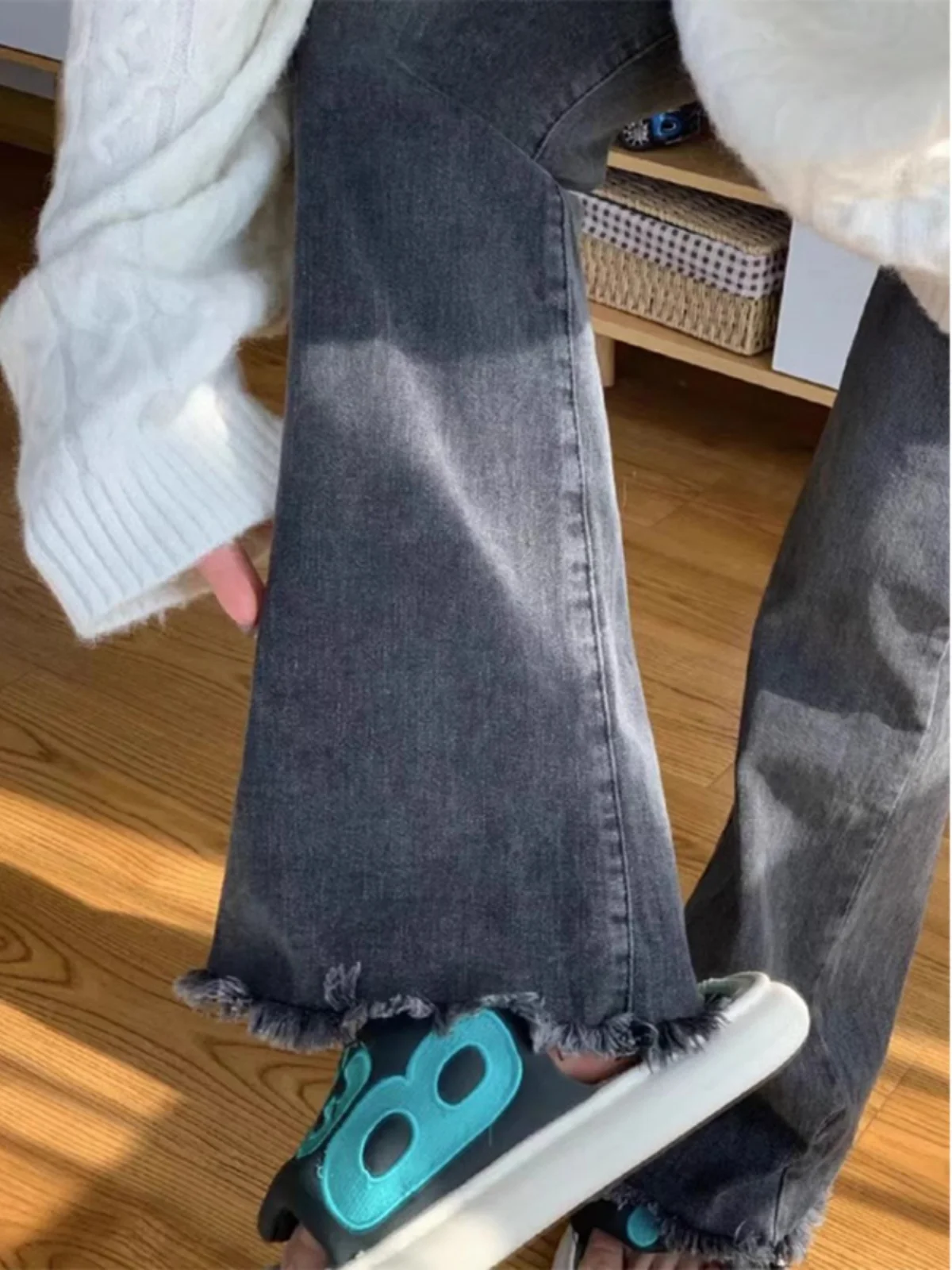 

High Waist Fleece Lined Micro Flared Jeans Women's Autumn Winter plus Size Elastic Slimming Bell Bottoms Skinny Jeans