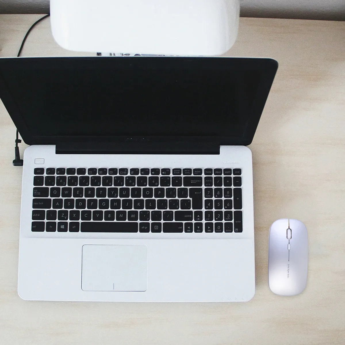 

Беспроводная мышь для зарядки, серебристая, ультратонкая, бесшумная, 2.4G, портативная компьютерная мышь с длительным режимом ожидания и глубоким режимом сна