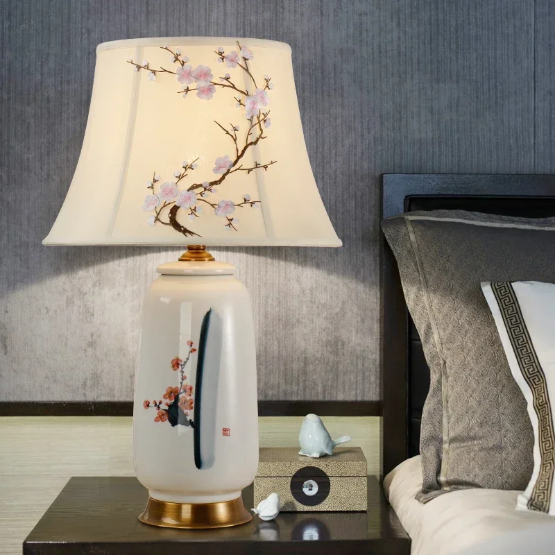 Honcui セラミックテーブルランプデスクライト高級モダン現代ファブリック玄関リビングルームオフィスクリエイティブベッドルームホテル