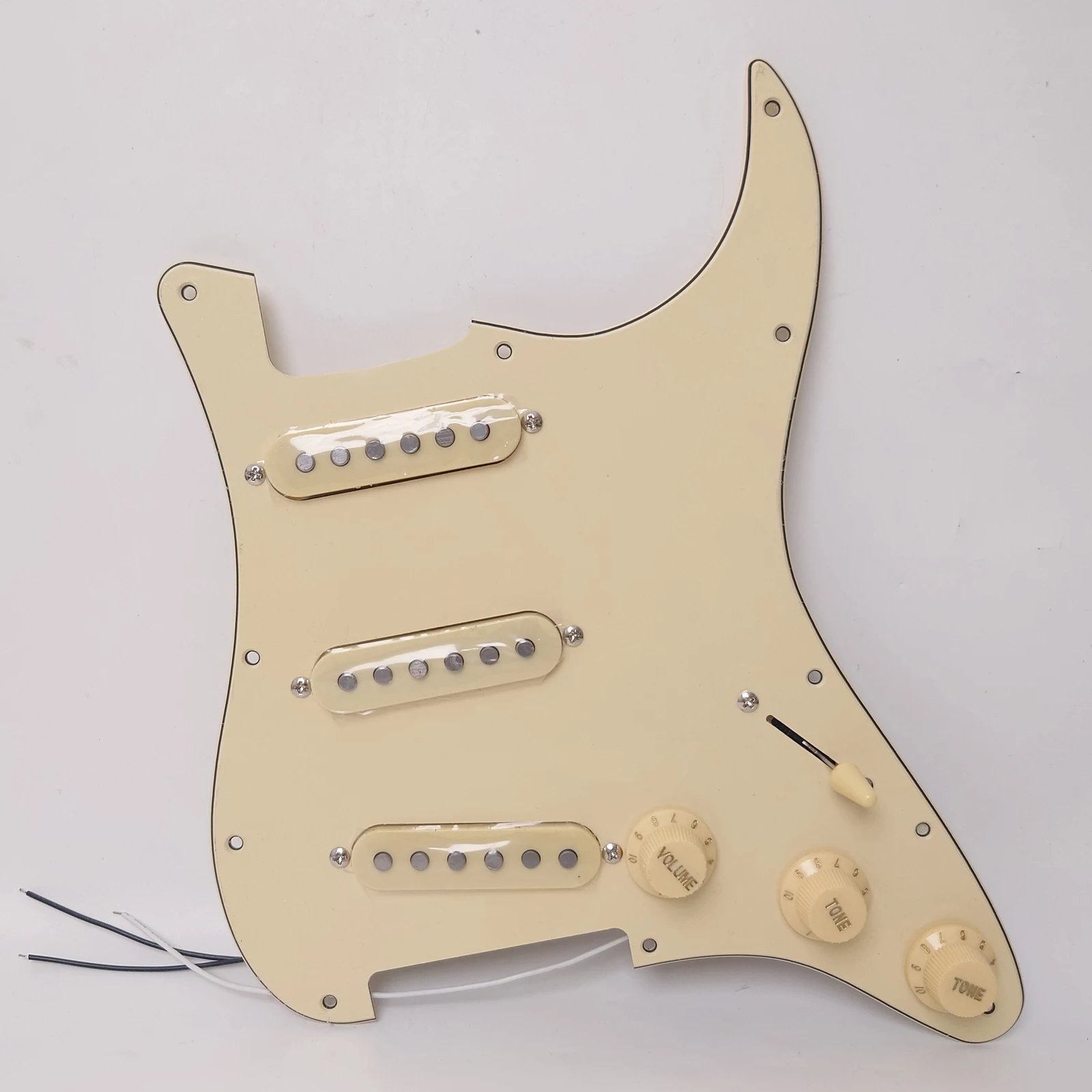 Guitar Prewired Loaded  Pickguard SSS Alnico 5 Pickups for ST Electric Guitars Replacement Parts