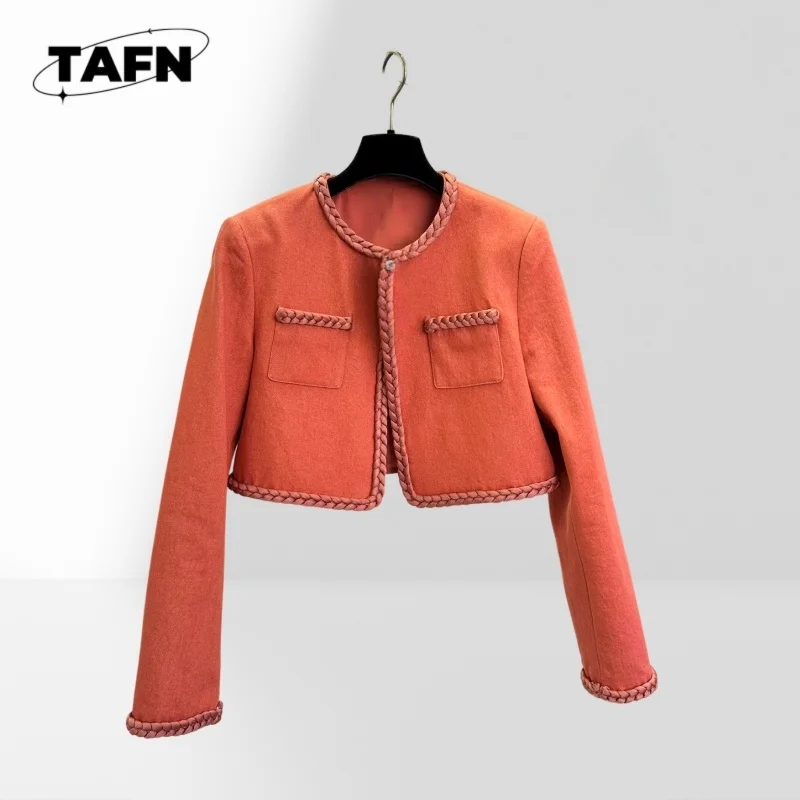 

Sleek Leather Jackets for Men & Women, Fashionable & Durable Coats for Women, Cozy & Trendy Winter Jackets AH1519